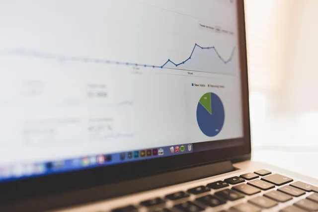 computer, summary, chart, business, seo, presentation, business presentation, screen, laptop screen, growth, notebook, laptop, digital notebook, computer, chart, business, business, seo, seo, seo, seo, seo, presentation, growth, growth, laptop. Equity crowdfunding platforms for UK startups: a founder's guide