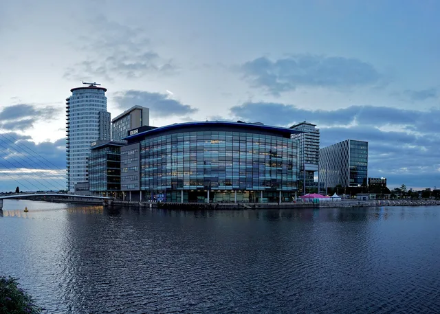 manchester, eve, modern, building, architecture, facade, city, big city, evening atmosphere, urban, skyscraper, manchester, manchester, manchester, manchester, manchester. How to find angel investors in Manchester without warm intros